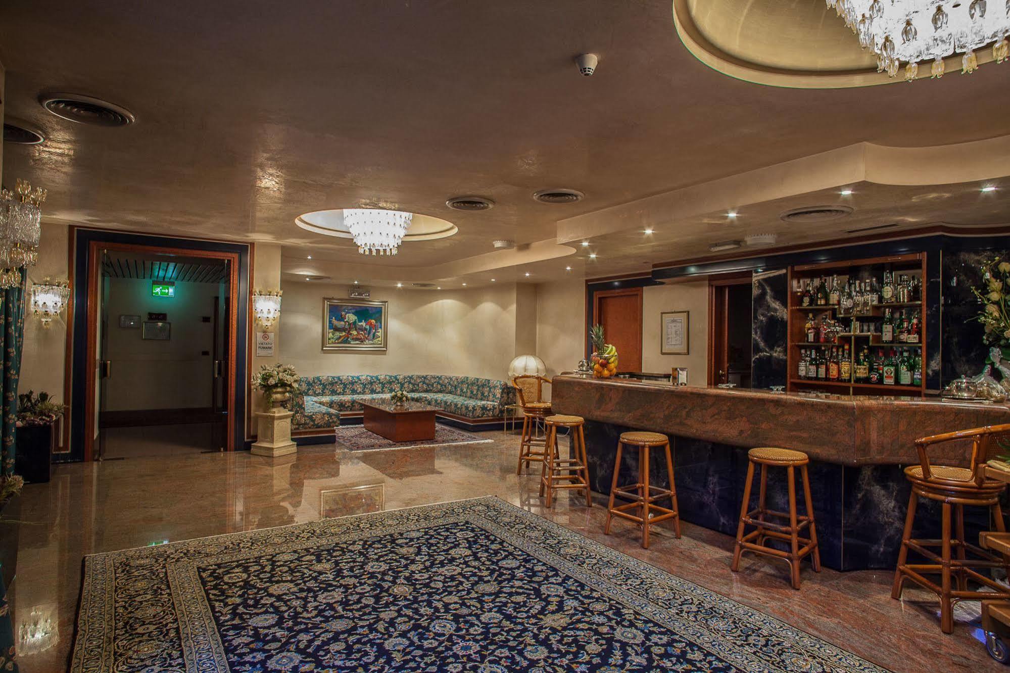 Hotel Leonardo Da Vinci 3*